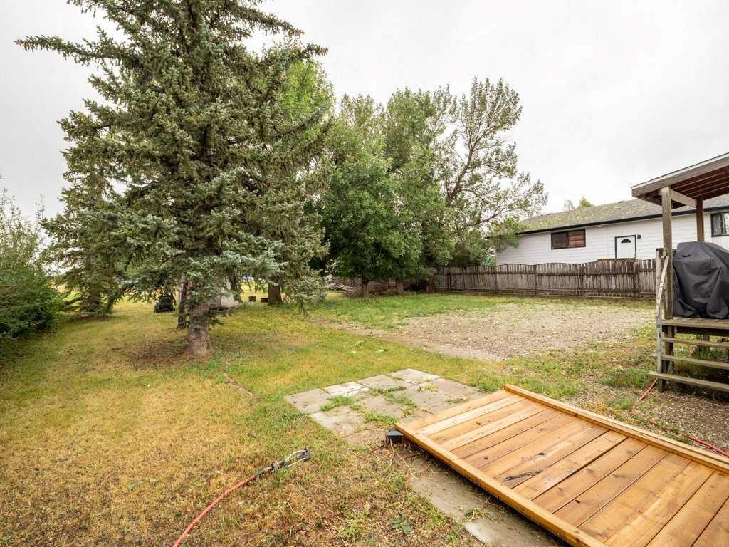 1503 20 Street, Coaldale, AB - Outdoor