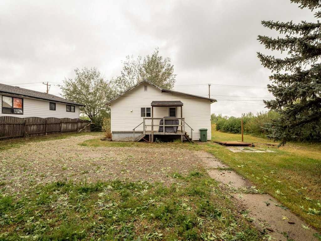 1503 20 Street, Coaldale, AB - Outdoor