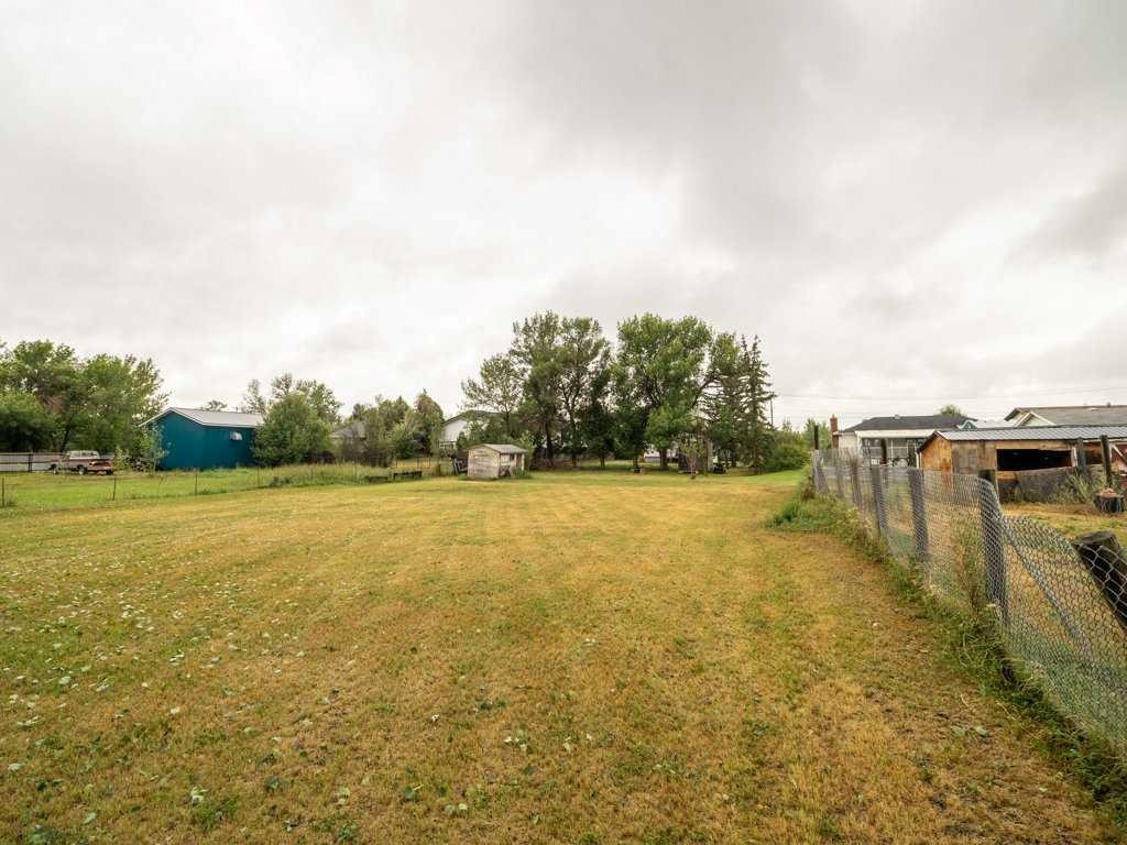 1503 20 Street, Coaldale, AB - Outdoor