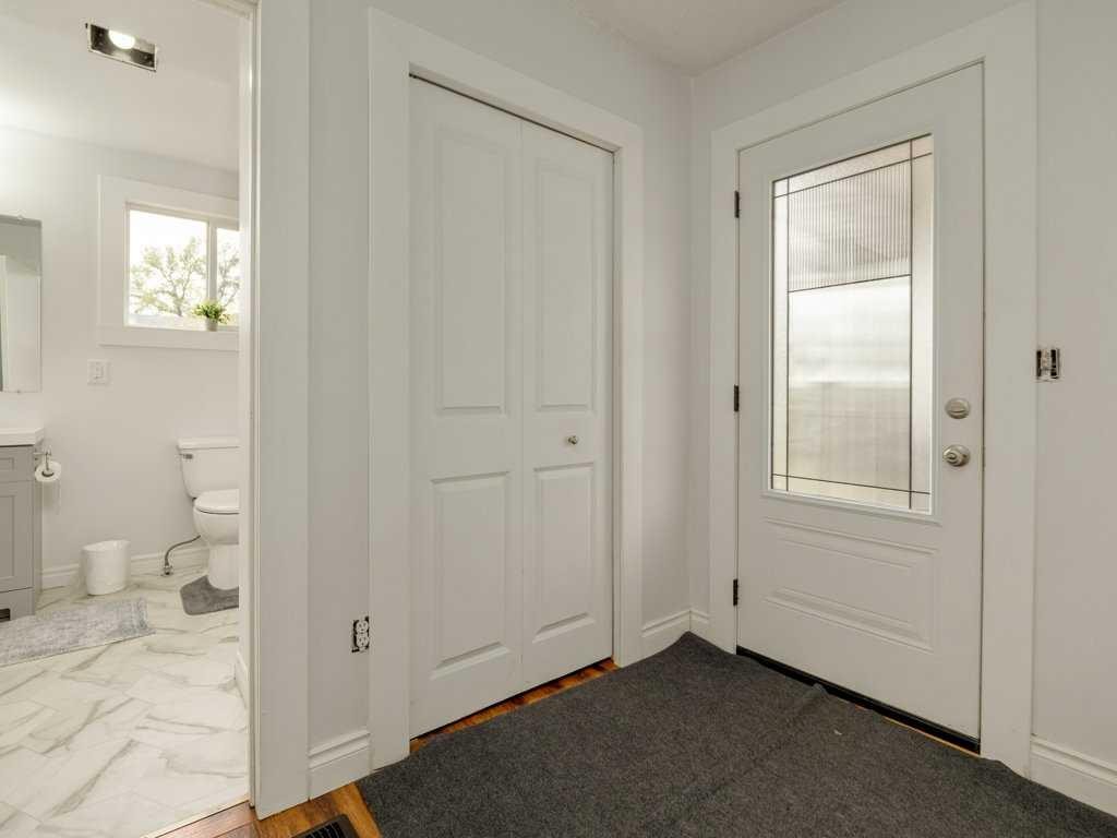 1503 20 Street, Coaldale, AB - Indoor Photo Showing Other Room