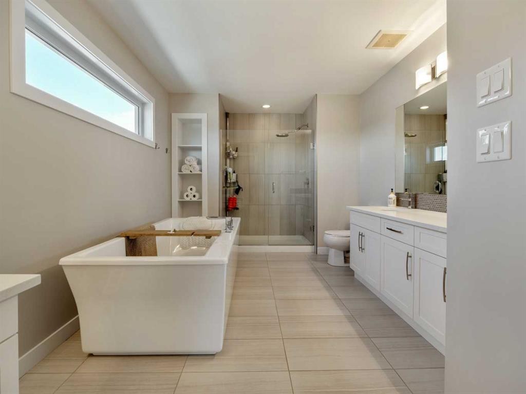 187 Westgate Drive, Coaldale, AB - Indoor Photo Showing Bathroom