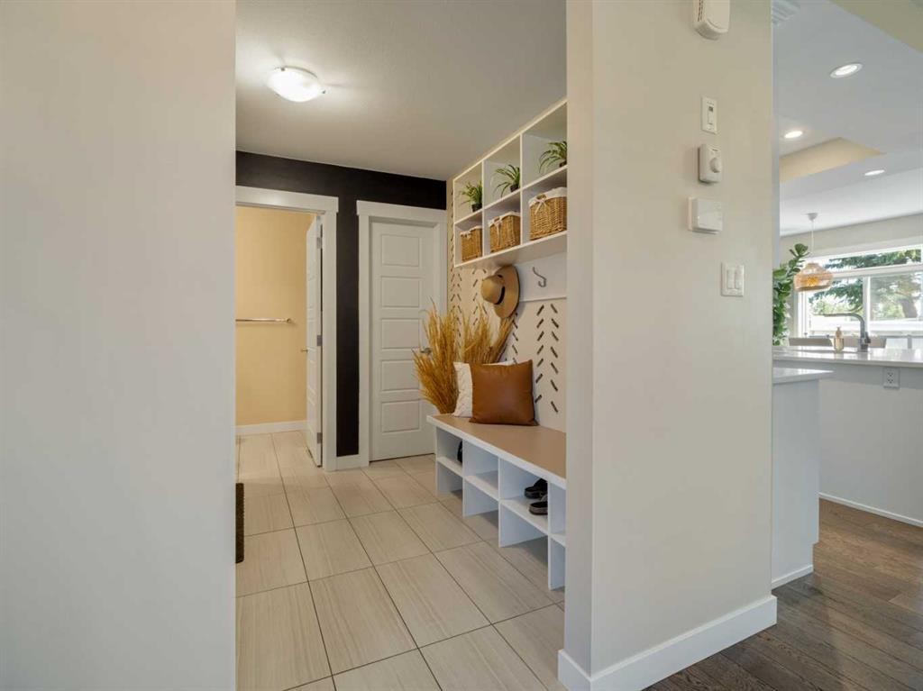 187 Westgate Drive, Coaldale, AB - Indoor Photo Showing Other Room