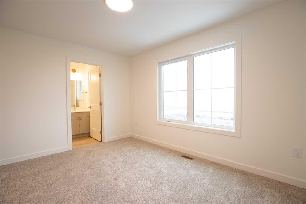 2809 16 Avenue, Coaldale, AB - Indoor Photo Showing Other Room