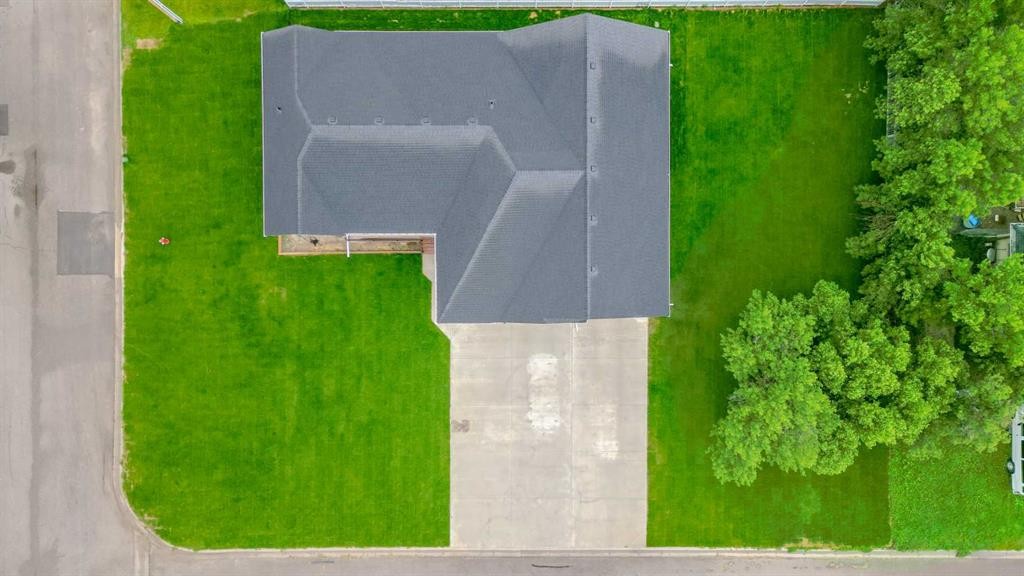 246 4A Street, Stirling, AB - Outdoor