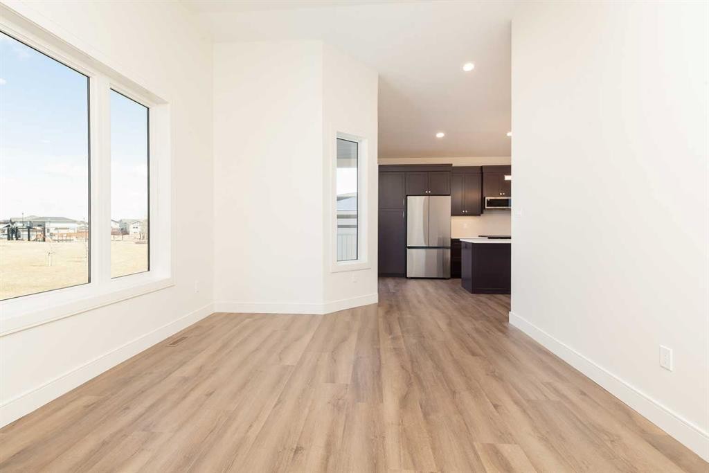 561 Malahat Green West, Lethbridge, AB - Indoor