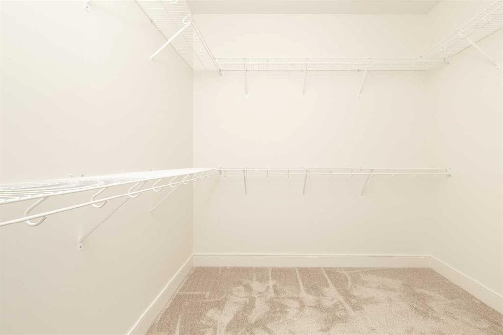 561 Malahat Green West, Lethbridge, AB - Indoor With Storage