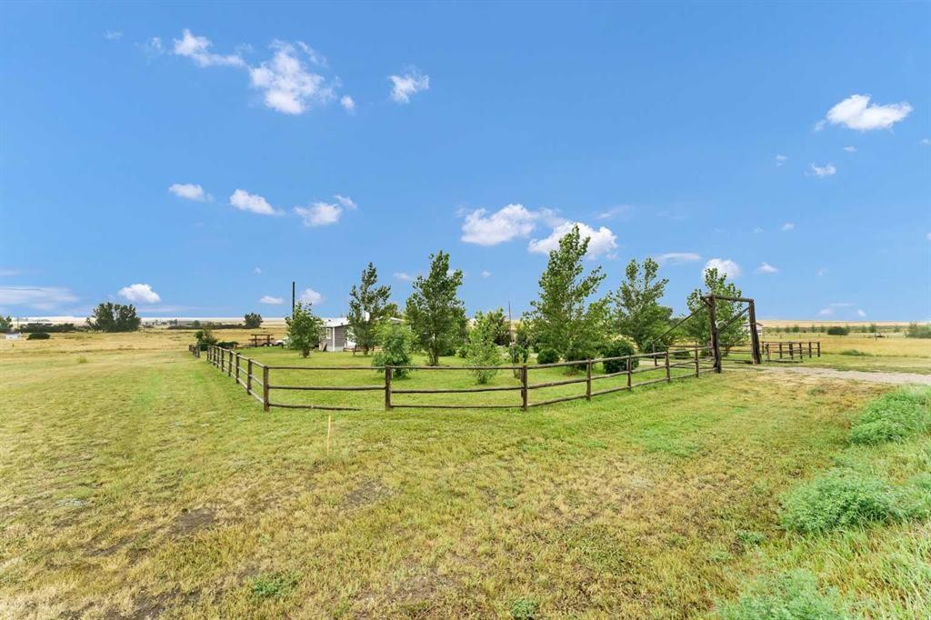 210 Dunbar Avenue West, Bow Island, AB - Outdoor With View
