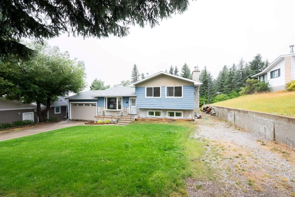 2802 77 Street, Coleman, AB - Outdoor