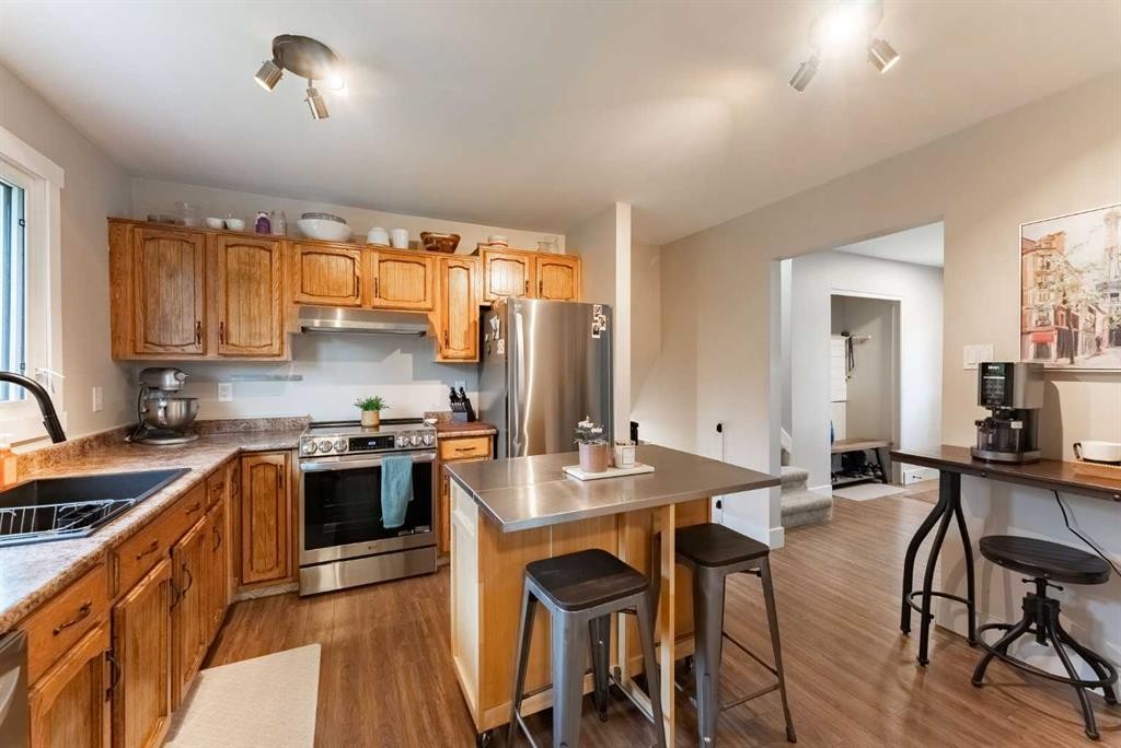 2802 77 Street, Coleman, AB - Indoor Photo Showing Kitchen With Stainless Steel Kitchen