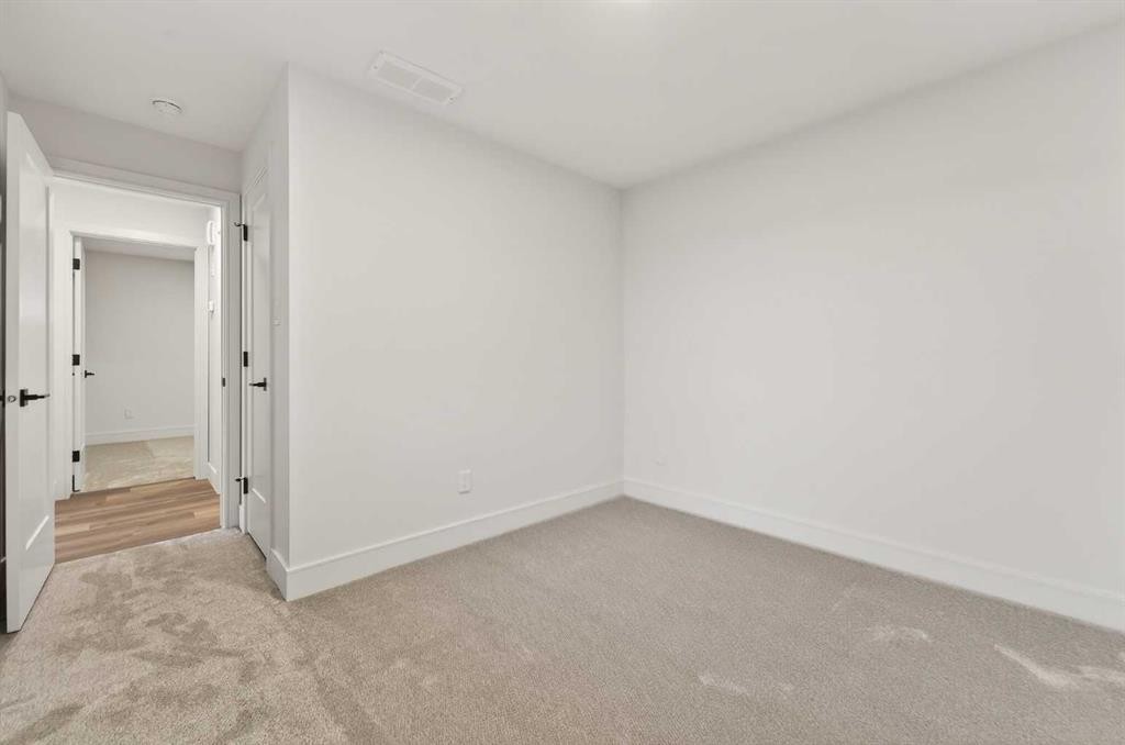 2533 16 Avenue, Coaldale, AB - Indoor Photo Showing Other Room