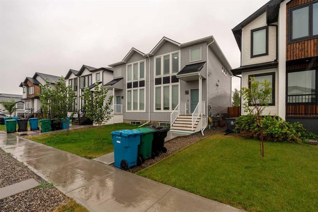 270 Grassland Boulevard West, Lethbridge, AB - Outdoor