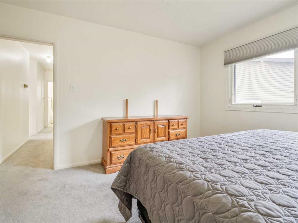 2110 19 Avenue South, Lethbridge, AB - Indoor Photo Showing Bedroom