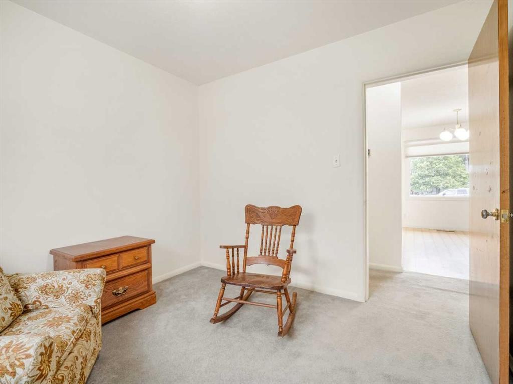 2110 19 Avenue South, Lethbridge, AB - Indoor