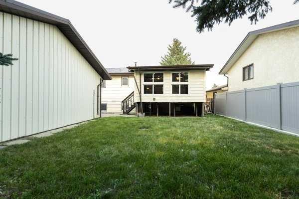 4106 Heirloom Crescent, Taber, AB - Outdoor With Exterior