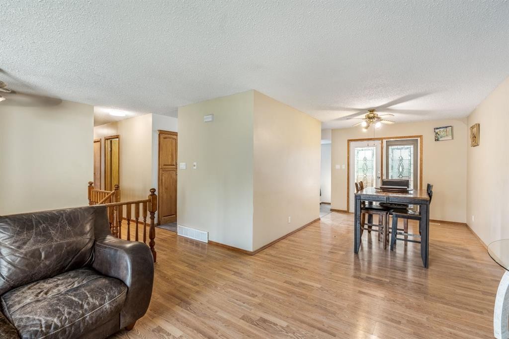 11 Rutgers Crescent West, Lethbridge, AB - Indoor