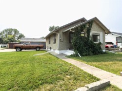 4910 52 Avenue Taber, AB T1G 1H6