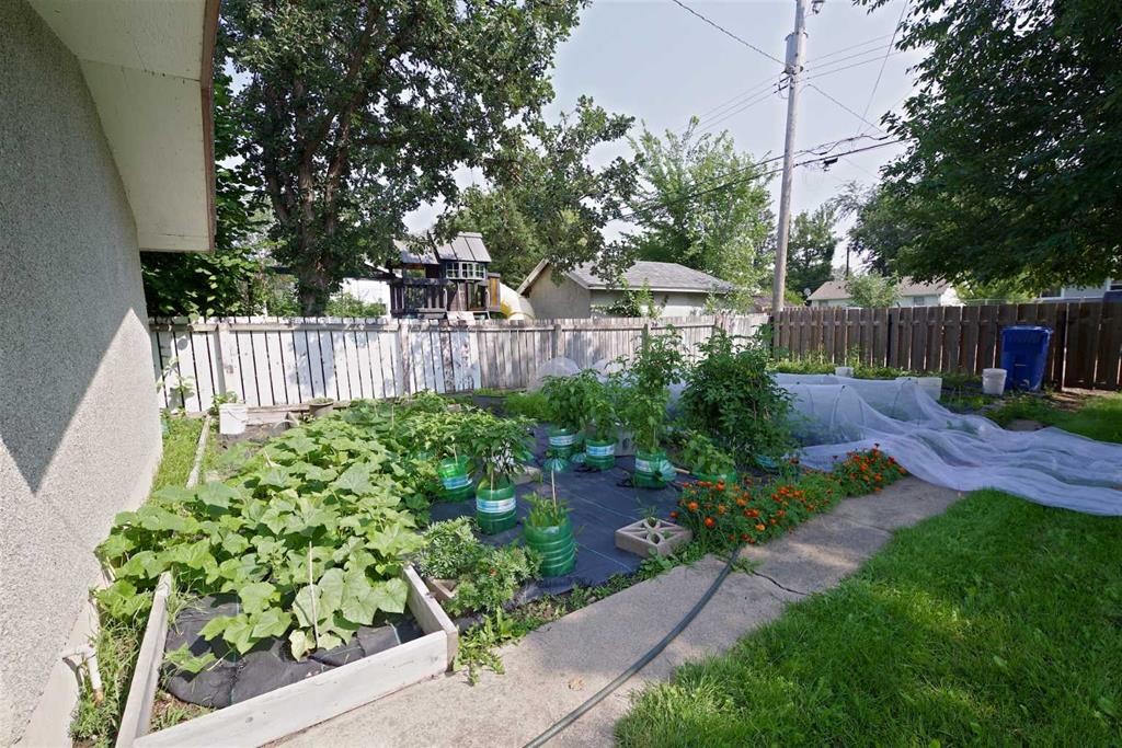 5408 45 Avenue, Taber, AB - Outdoor