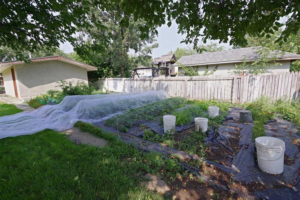 5408 45 Avenue, Taber, AB - Outdoor