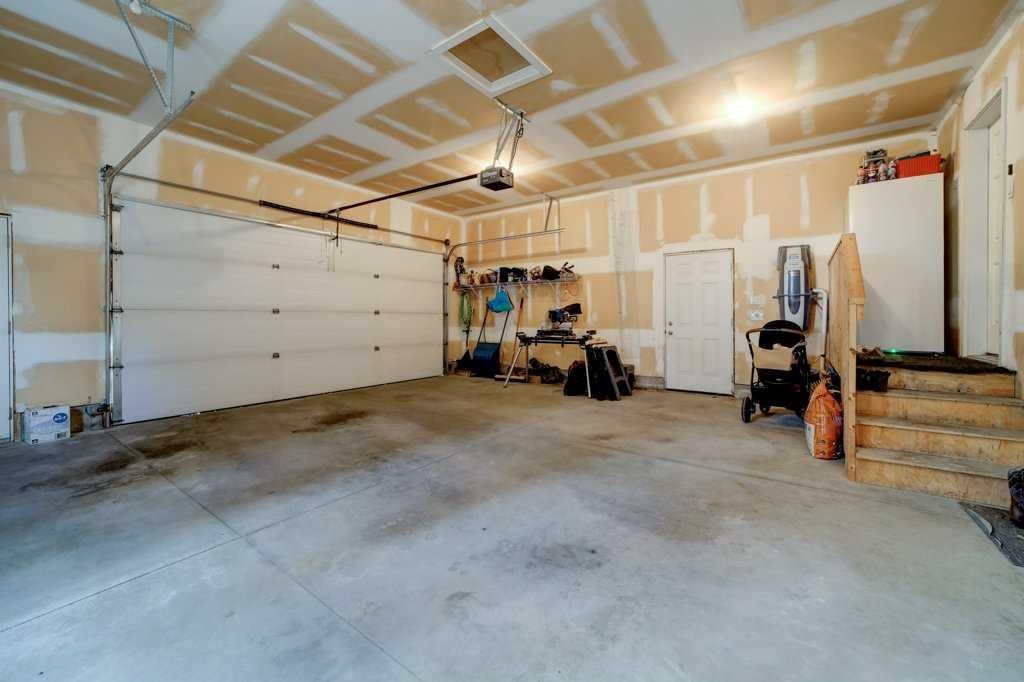 193 Mt Sundance Crescent West, Lethbridge, AB