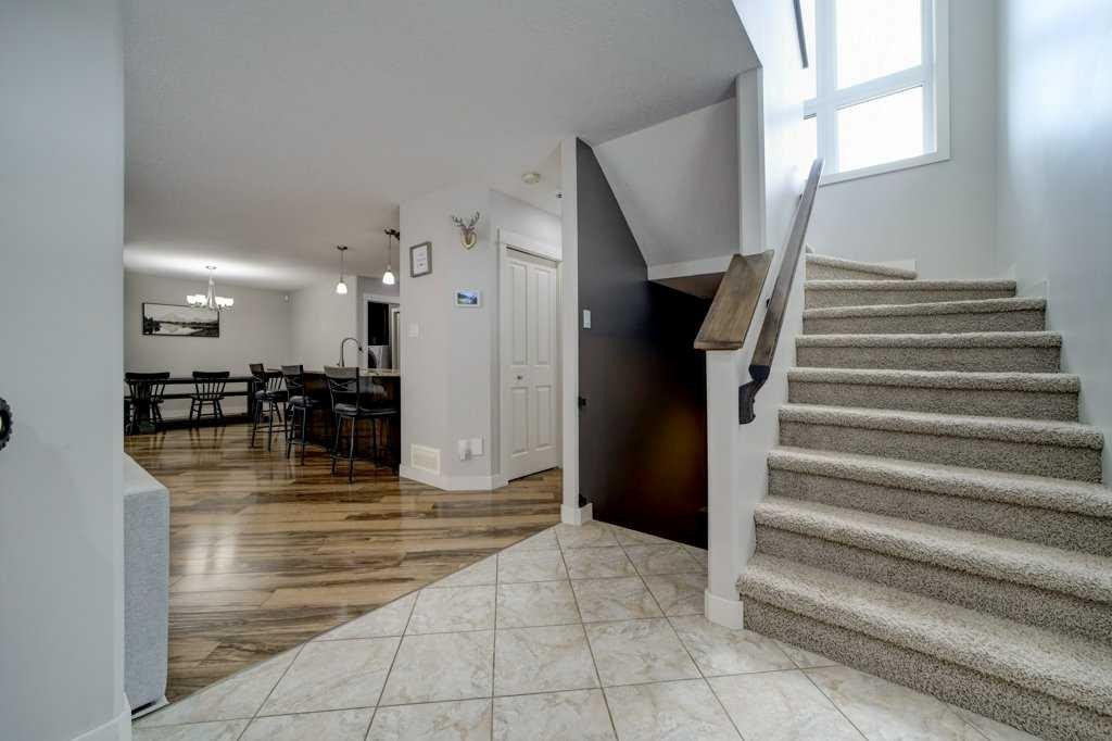 193 Mt Sundance Crescent West, Lethbridge, AB