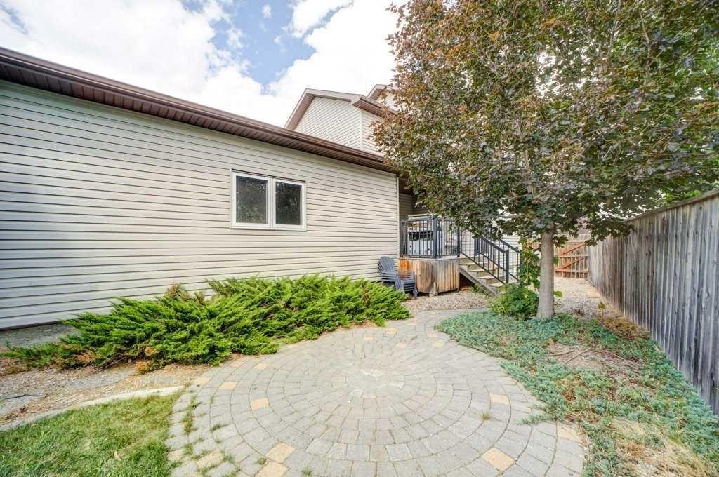 193 Mt Sundance Crescent West, Lethbridge, AB