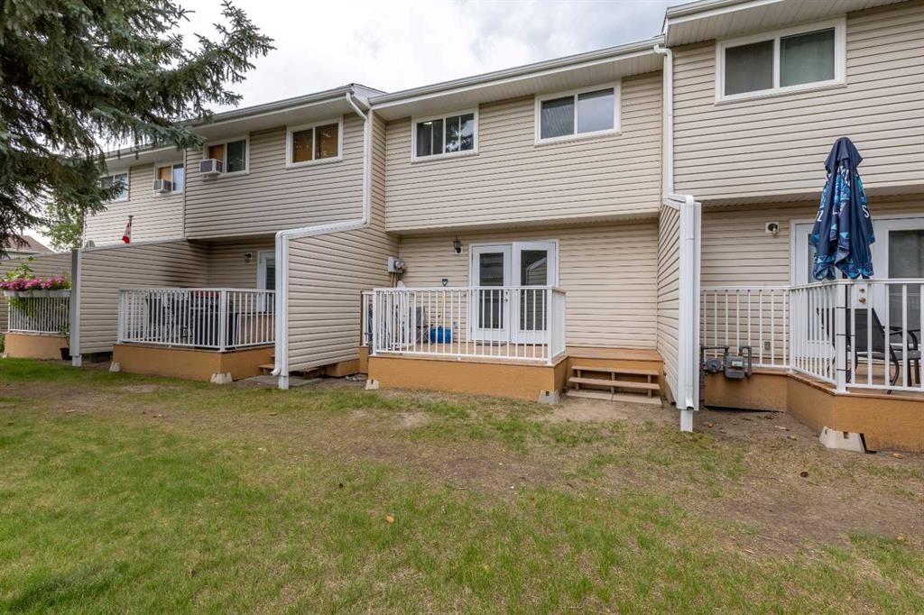43-55 Lemoyne Crescent West, Lethbridge, AB - Outdoor With Deck Patio Veranda With Exterior