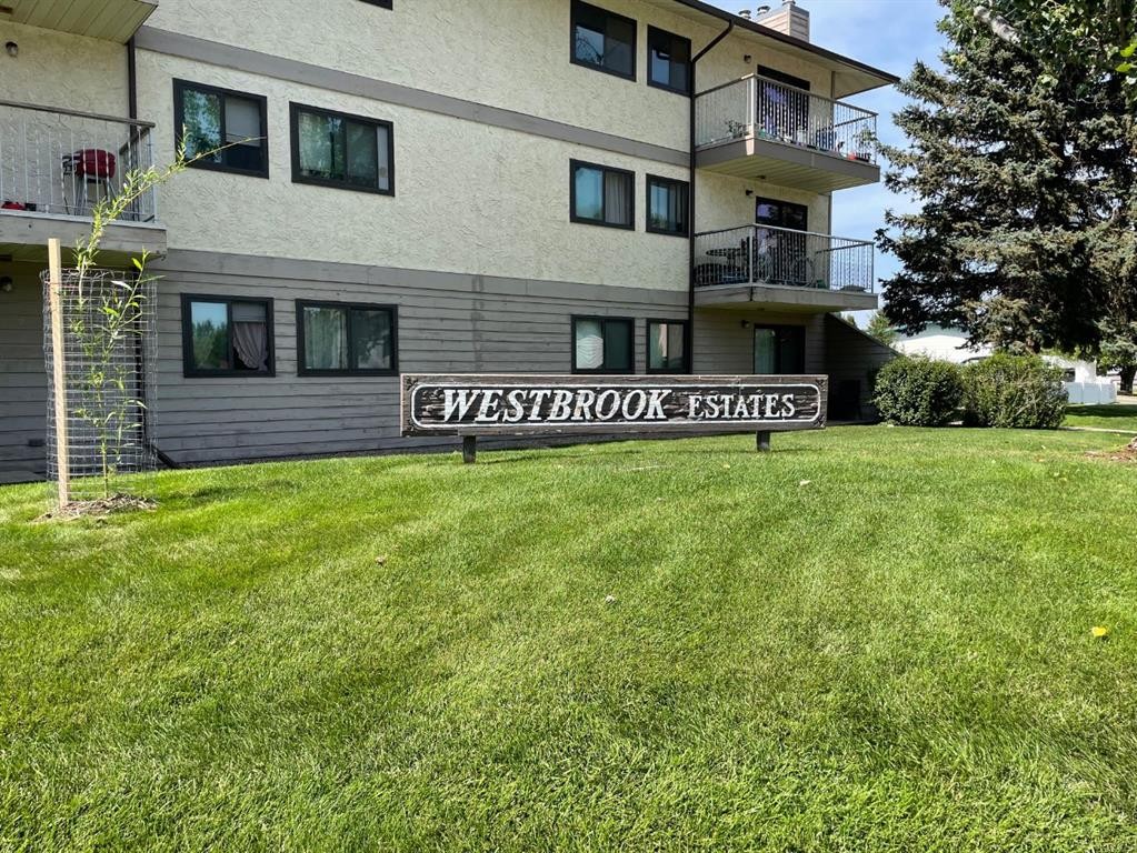 207-855 Columbia Boulevard West, Lethbridge, AB - Outdoor With Balcony