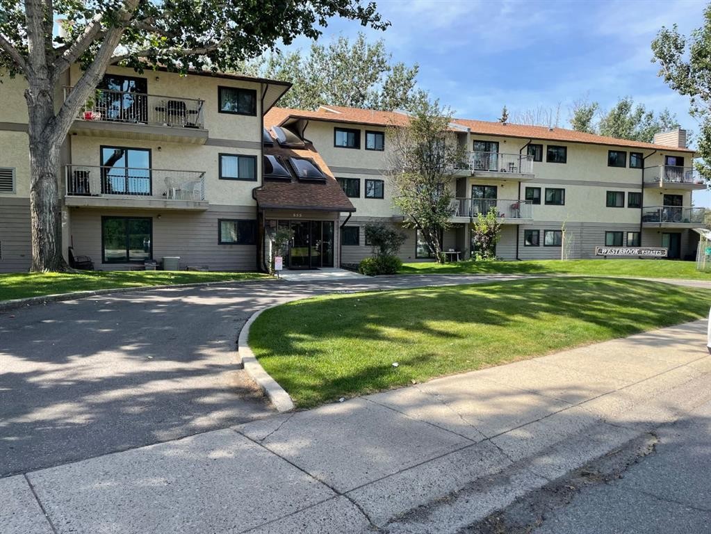 207-855 Columbia Boulevard West, Lethbridge, AB - Outdoor With Balcony With Facade