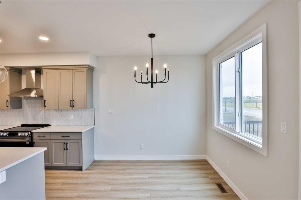 877 Devonia Circle West, Lethbridge, AB - Indoor Photo Showing Kitchen