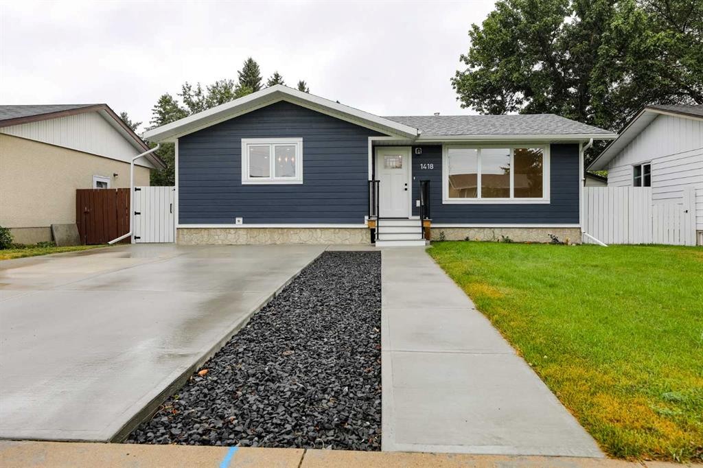 1418 25 Avenue North, Lethbridge, AB - Outdoor