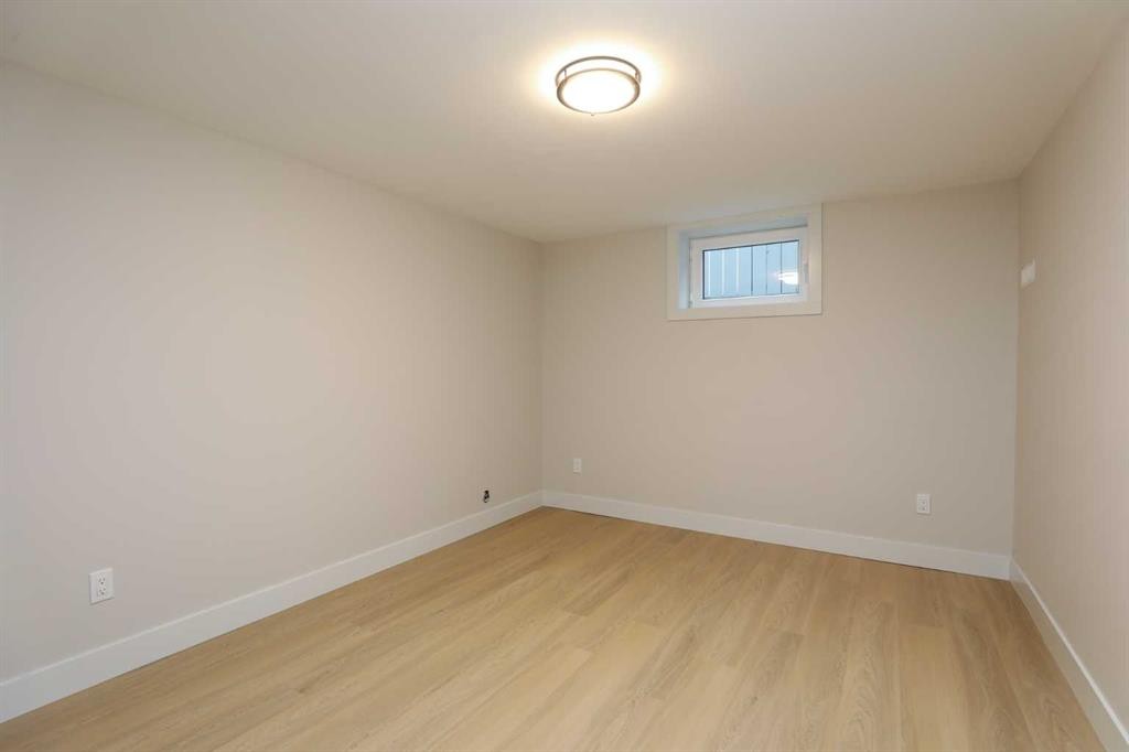 1418 25 Avenue North, Lethbridge, AB - Indoor Photo Showing Other Room