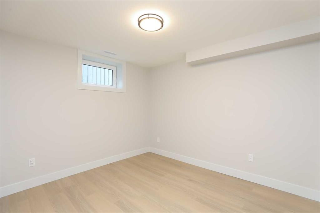 1418 25 Avenue North, Lethbridge, AB - Indoor Photo Showing Other Room