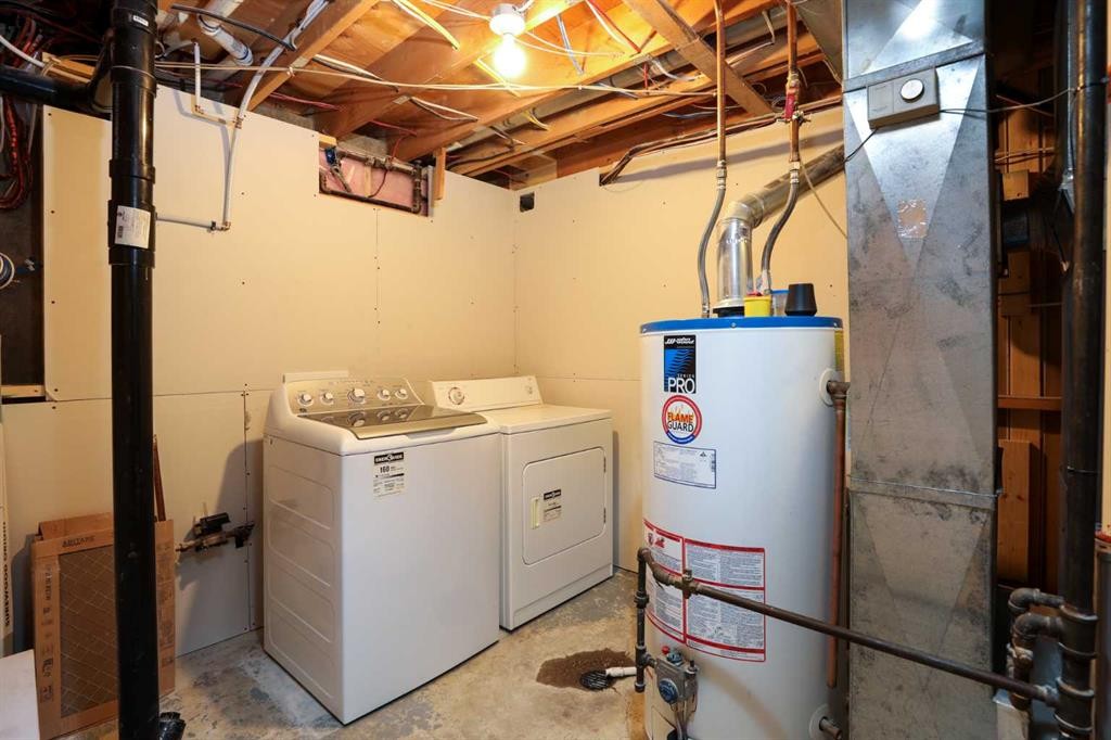 1418 25 Avenue North, Lethbridge, AB - Indoor Photo Showing Basement