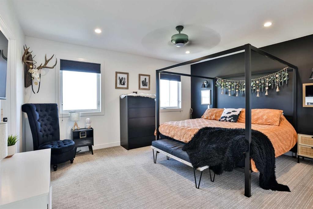 4241 60 Avenue, Taber, AB - Indoor Photo Showing Bedroom