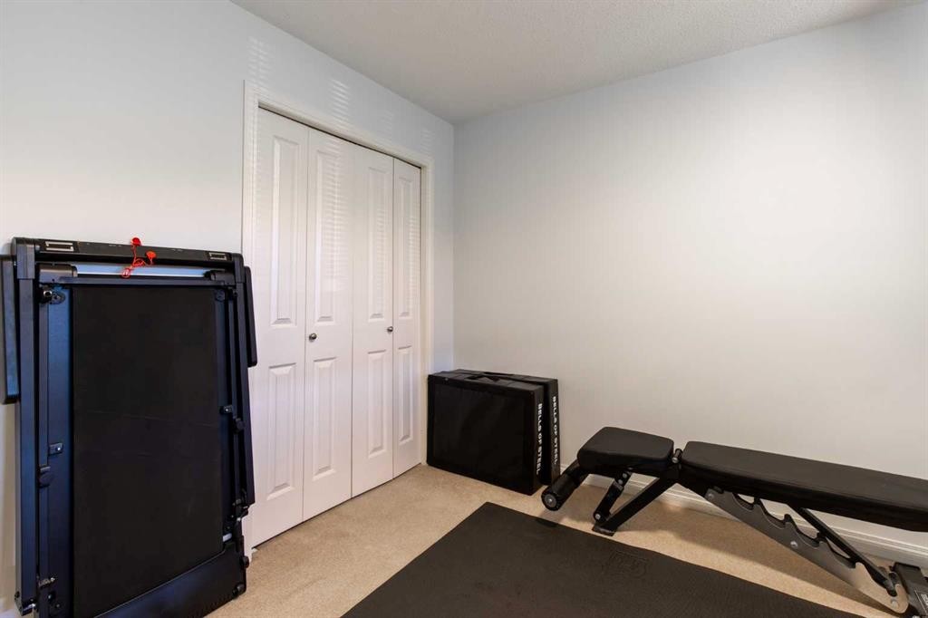 198 Blackfoot Boulevard West, Lethbridge, AB