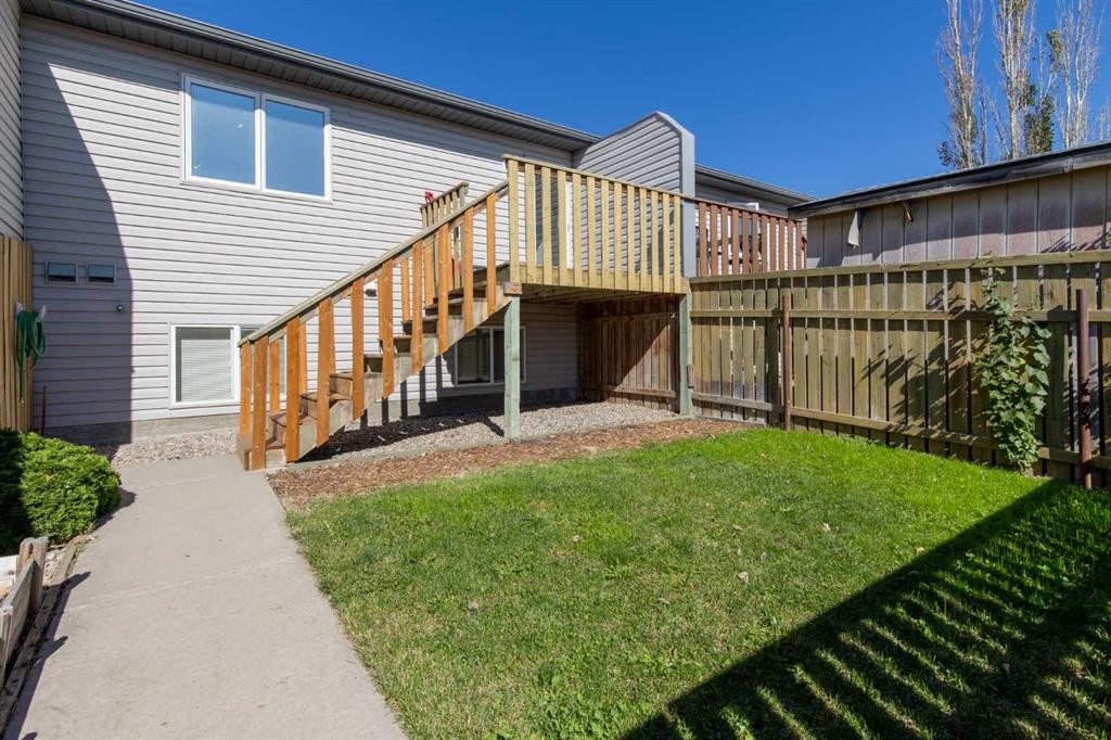 198 Blackfoot Boulevard West, Lethbridge, AB