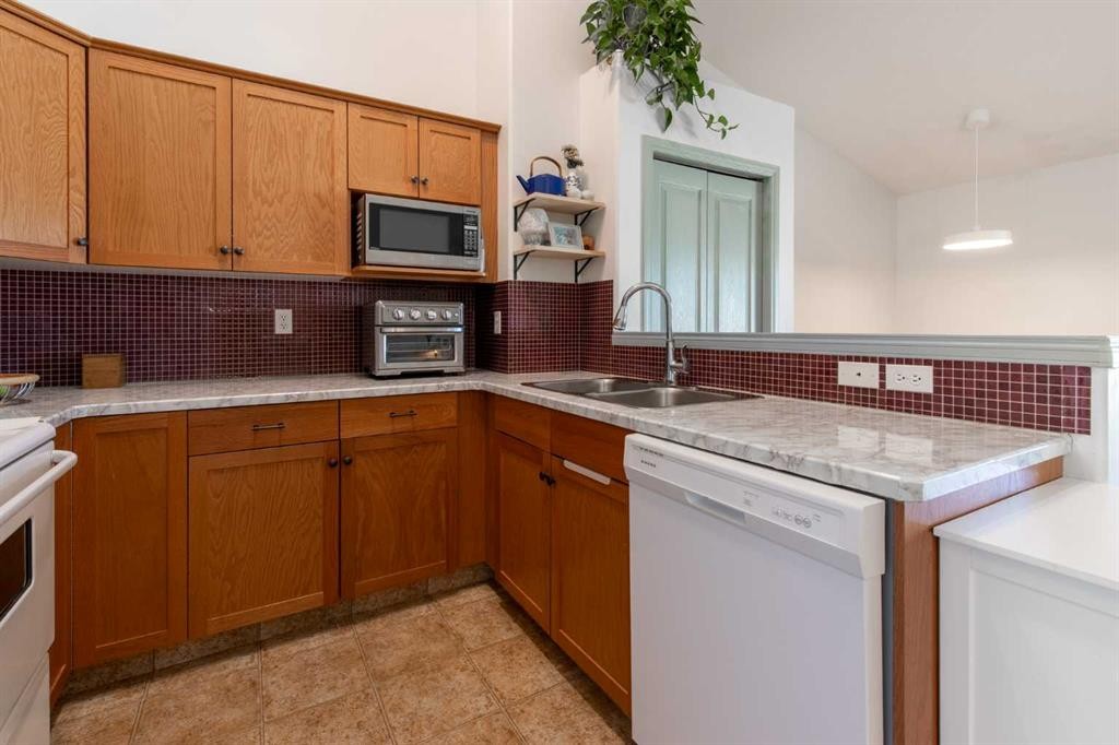 198 Blackfoot Boulevard West, Lethbridge, AB