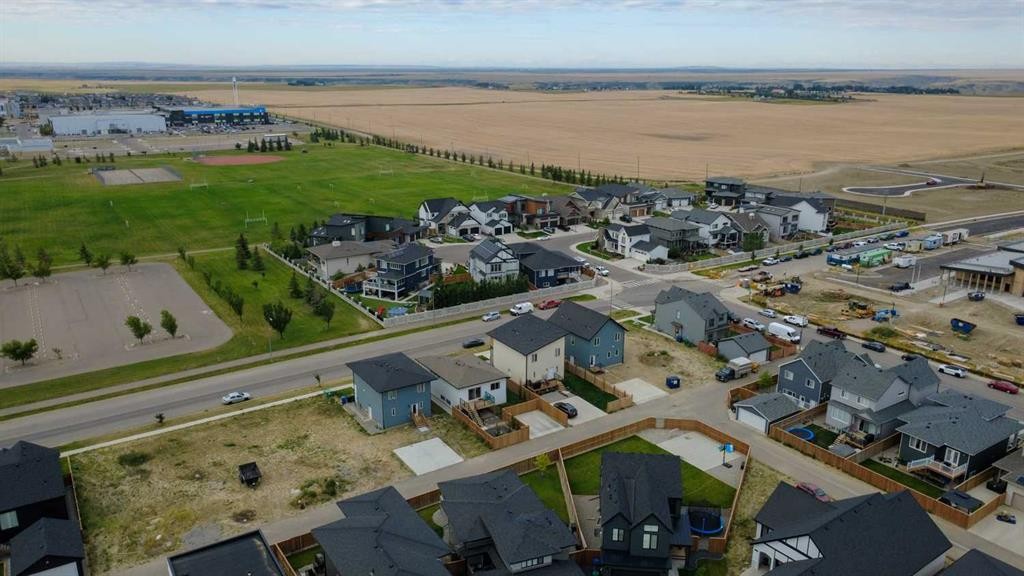 403 Caledonia Boulevard West, Lethbridge, AB - Outdoor With View