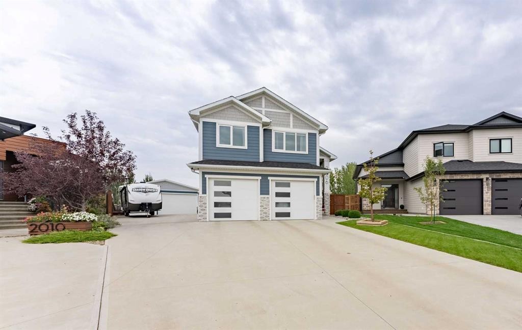 2006 30A Avenue, Coaldale, AB - Outdoor With Facade