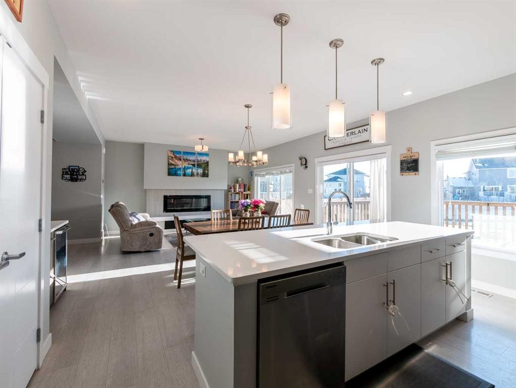 356 Westgate Crescent, Coaldale, AB