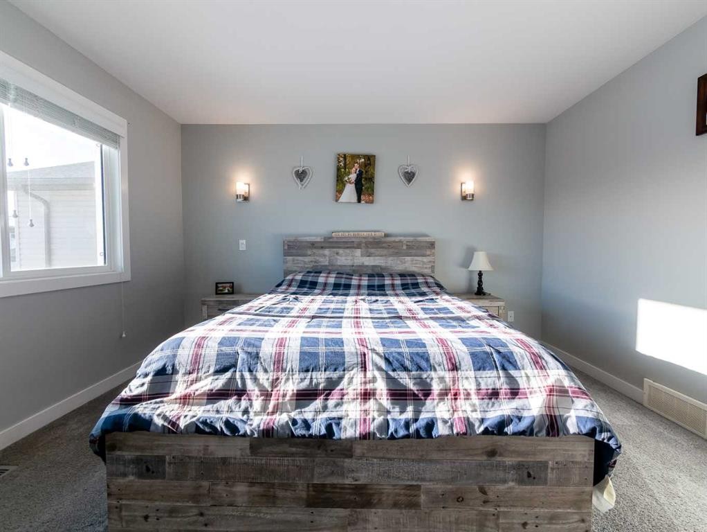 356 Westgate Crescent, Coaldale, AB