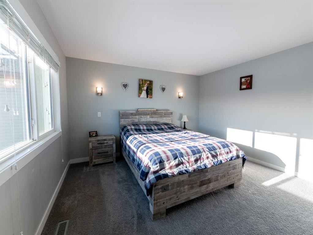 356 Westgate Crescent, Coaldale, AB
