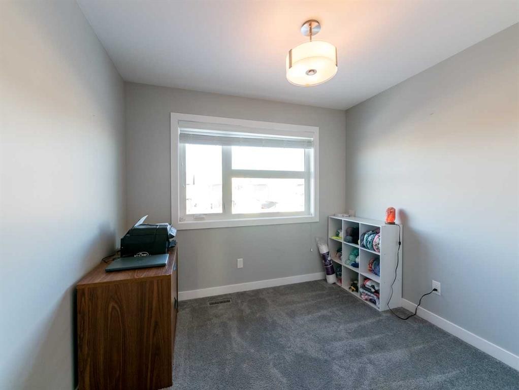 356 Westgate Crescent, Coaldale, AB