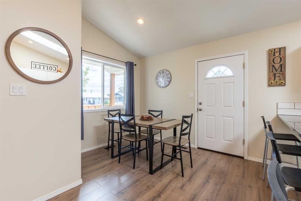 177 E 400 N, Raymond, AB