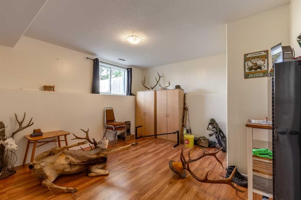 177 E 400 N, Raymond, AB