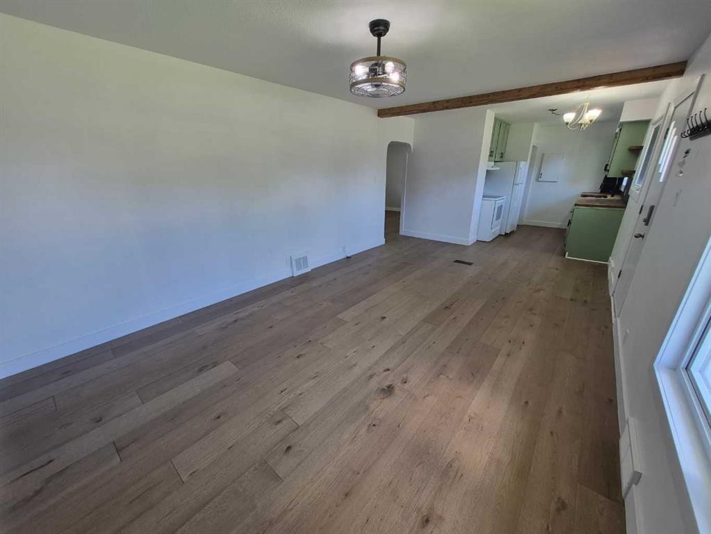 4931 54 Avenue, Taber, AB - Indoor Photo Showing Other Room