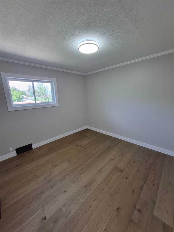 4931 54 Avenue, Taber, AB - Indoor Photo Showing Other Room
