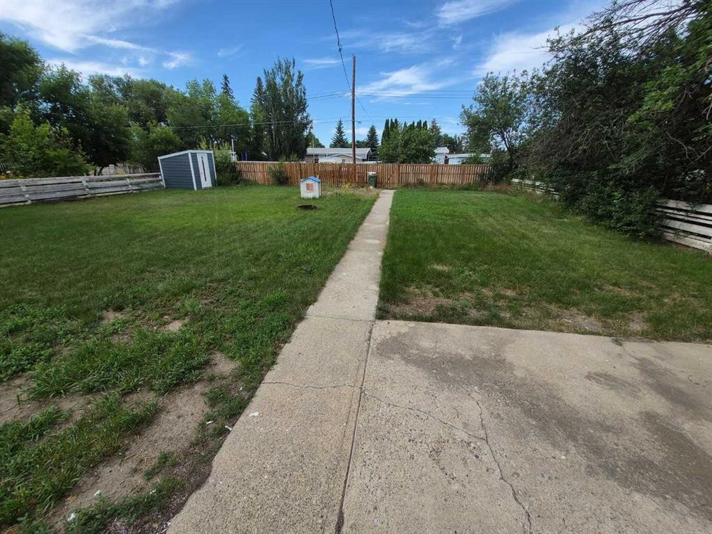 4931 54 Avenue, Taber, AB - Outdoor