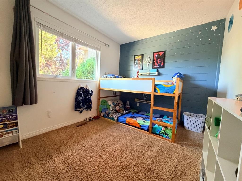 11 Lakhota Crescent West, Lethbridge, AB - Indoor