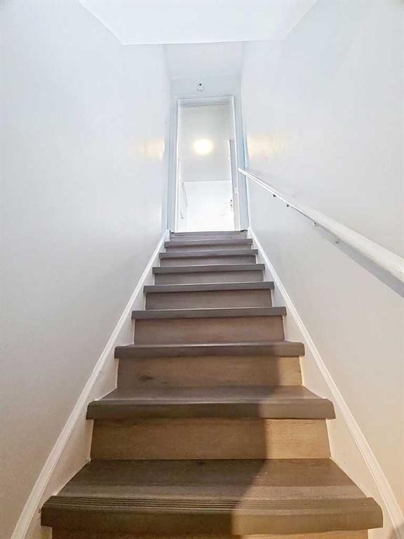 504 5 Street, Warner, AB - Indoor Photo Showing Other Room